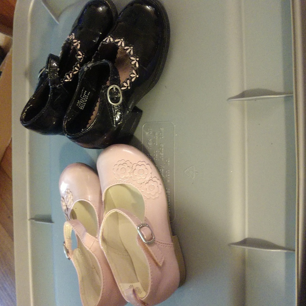 Girls Dress Shoes - Pink and Black